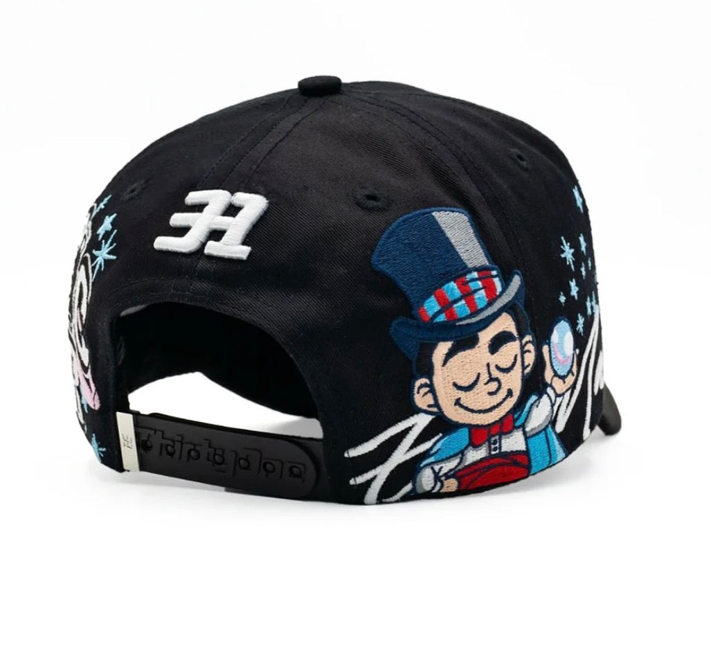 31 Hats El Mago Magic Club